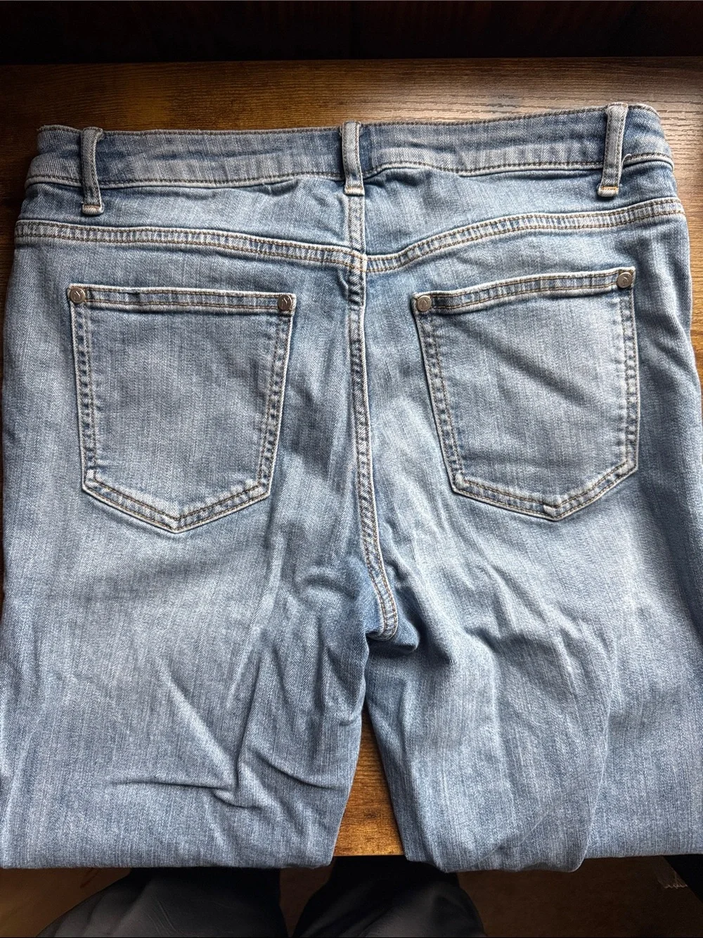 Simply Vera Wang Women’s Size 8 Medium Blue Straight Leg Jeans